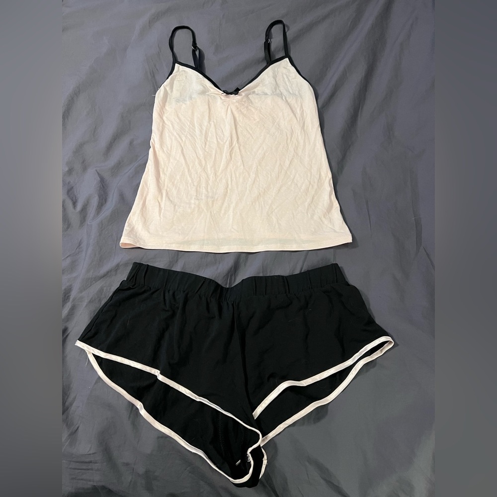 NWT Victoria’s Secret Bow Back Shortie Set